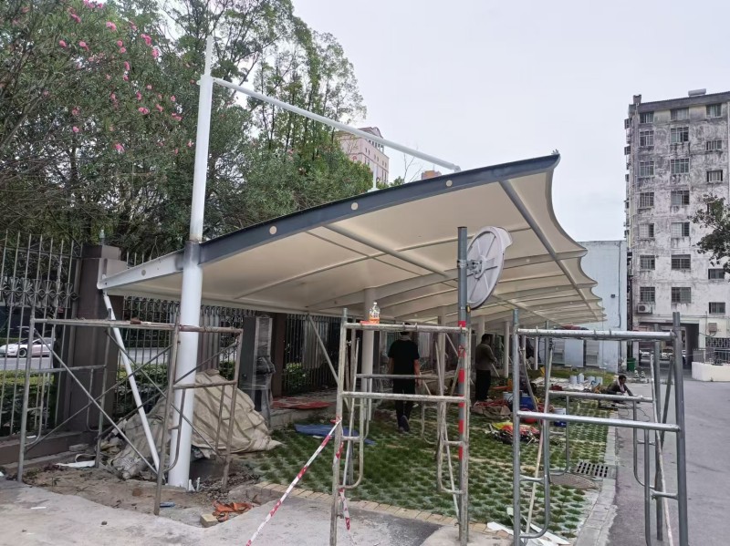 韶关厂区仓储推拉雨棚哪家靠谱？可伸缩推拉棚生产安装公司-1